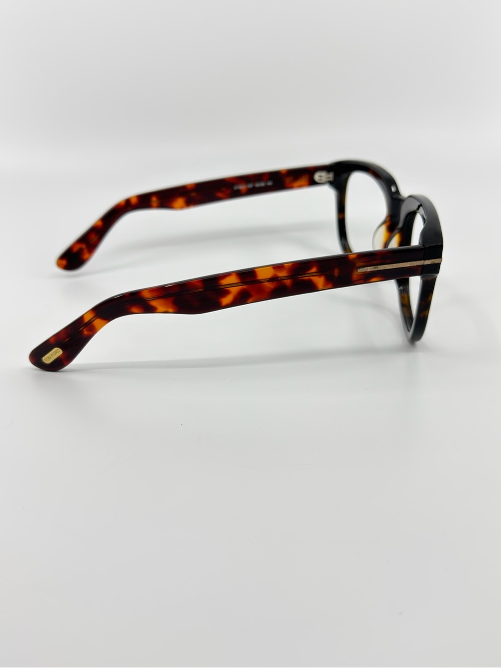 Tom Ford FT0494 Frederik Frames in Like New Shape. - Picture 3 of 14